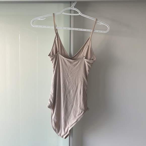Aritzia Bodysuit - Picture 2 of 3